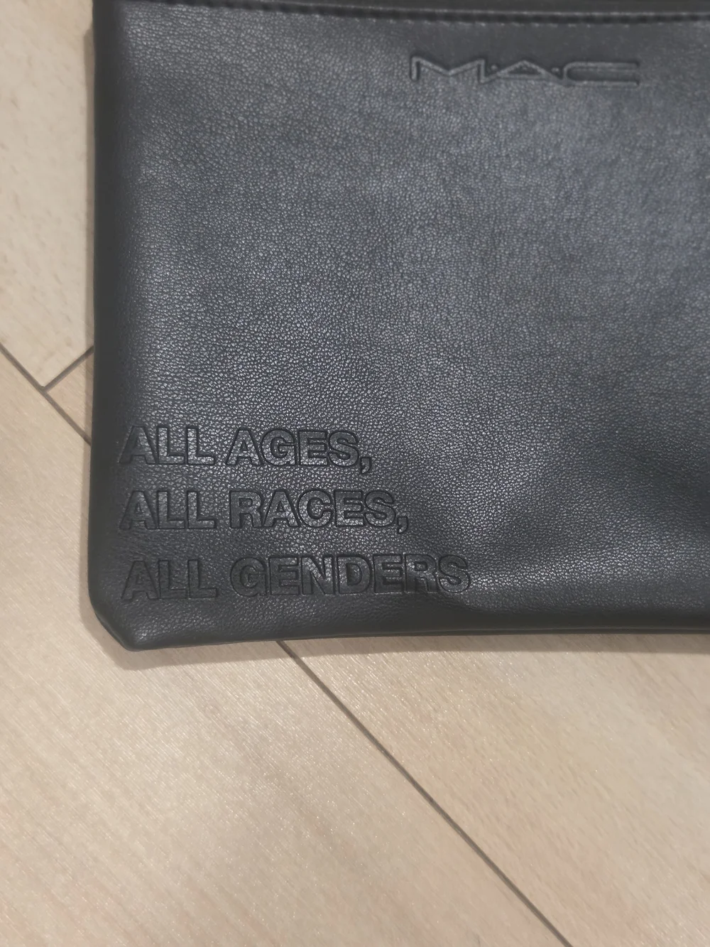 MAC Cosmetics Black Zip Pouch - Unisex Cosmetic Bag